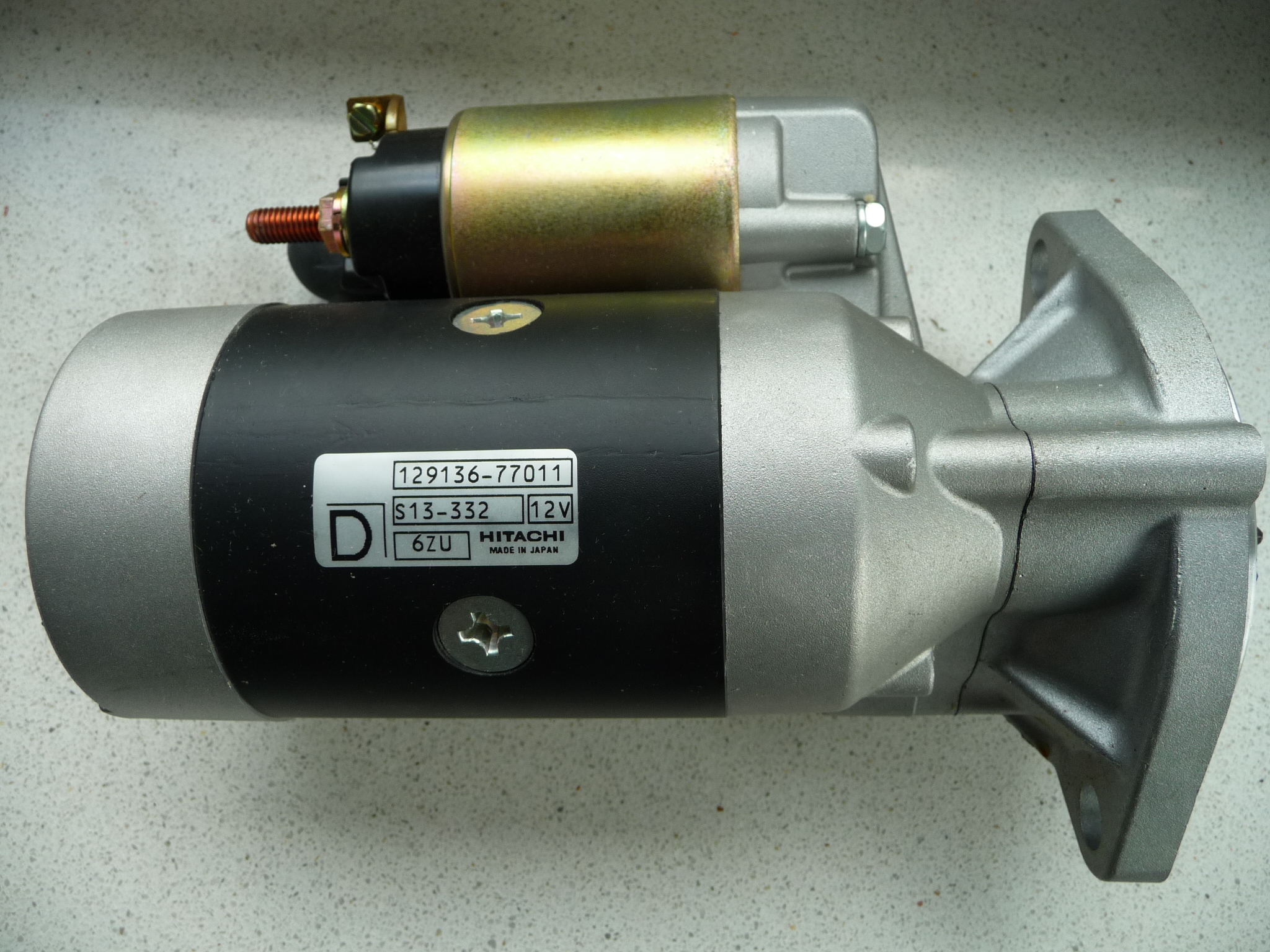 Starter Orginal Neu Y129136-77011